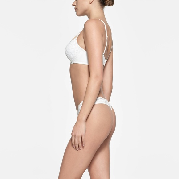 Fits everybody lace push-up Demi bra - Picture 3 of 5